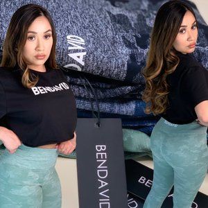 Camo Print Seamless Scrunch Butt Leggings (BLACK)